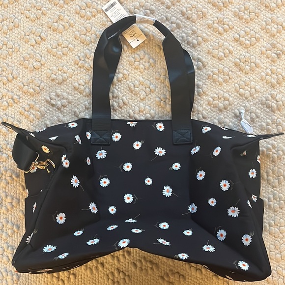 Alice + Olivia Bags Alice Olivia Daisy Print Duffle Bag Poshmark